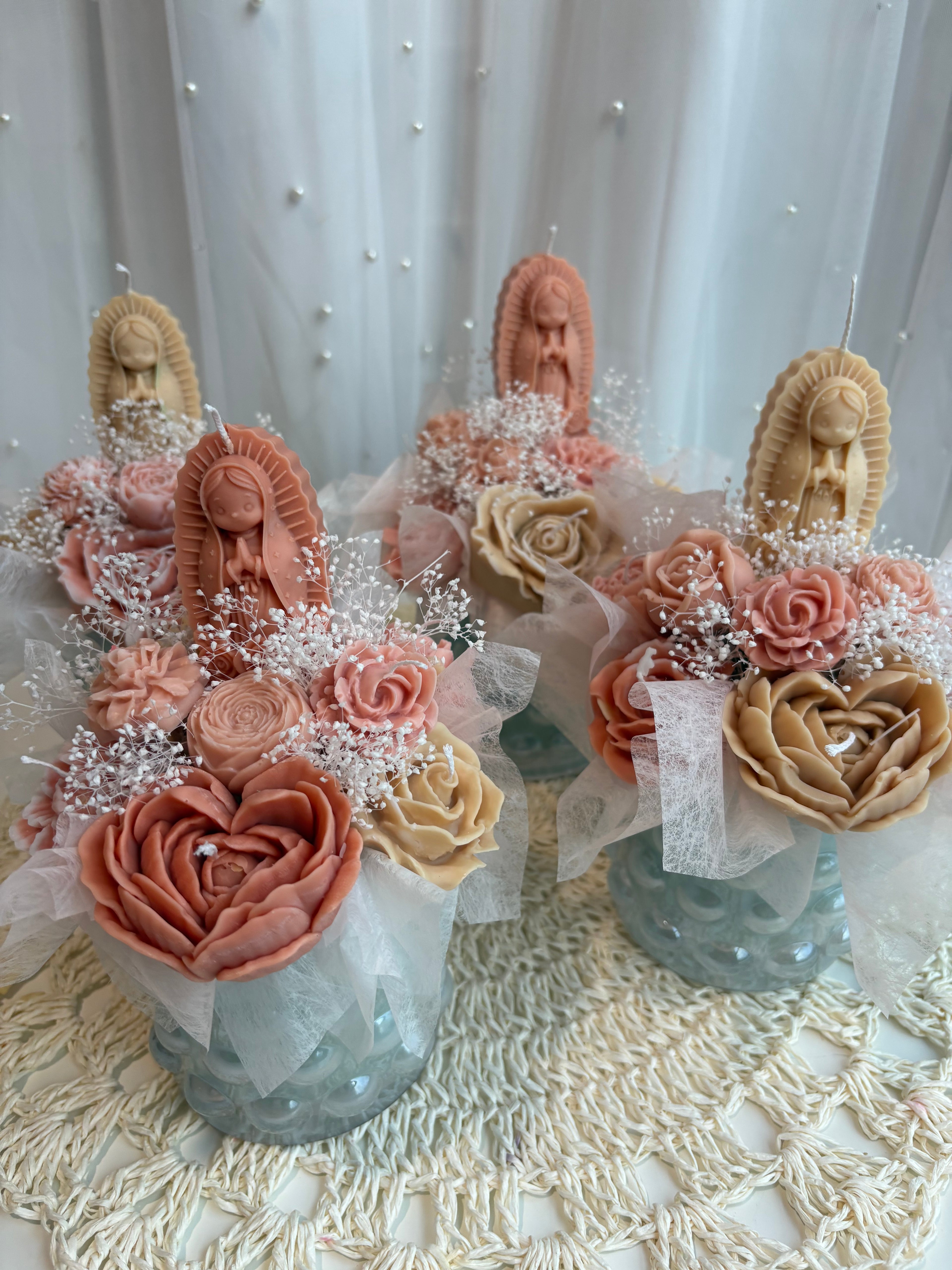 VIRGEN DE GUADALUPE BOUQUET MINI