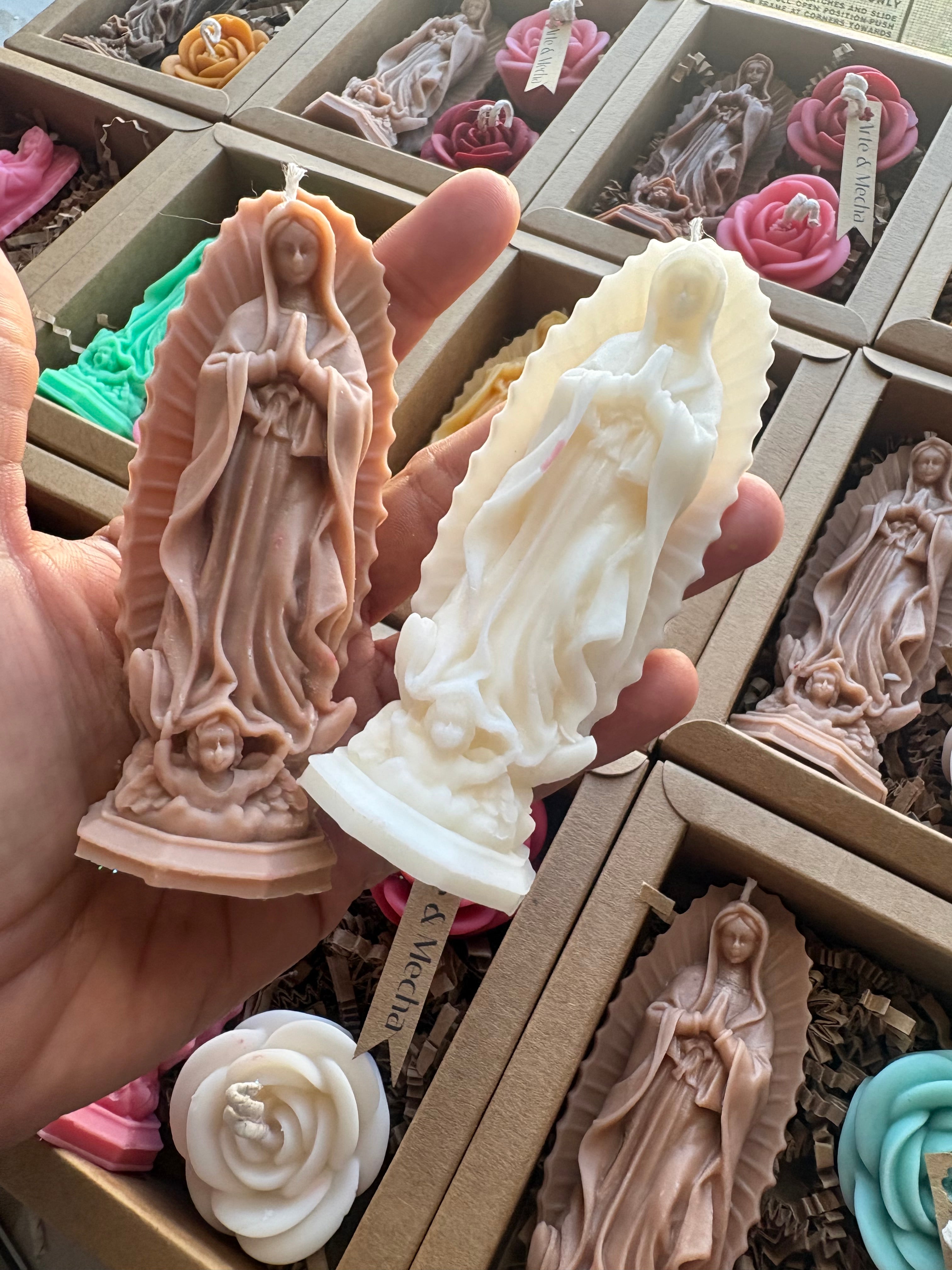 Virgen de Guadalupe candle ( M )