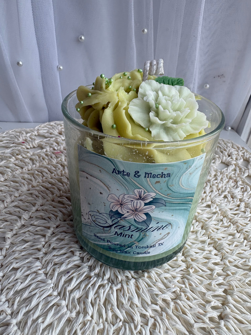 Jasmine & Mint Candle 10 Oz